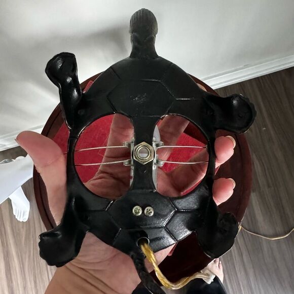 Vintage “Tiffany Style” Green Stained Glass And Bronze Turtle Table Lamp - Picture 10 of 15